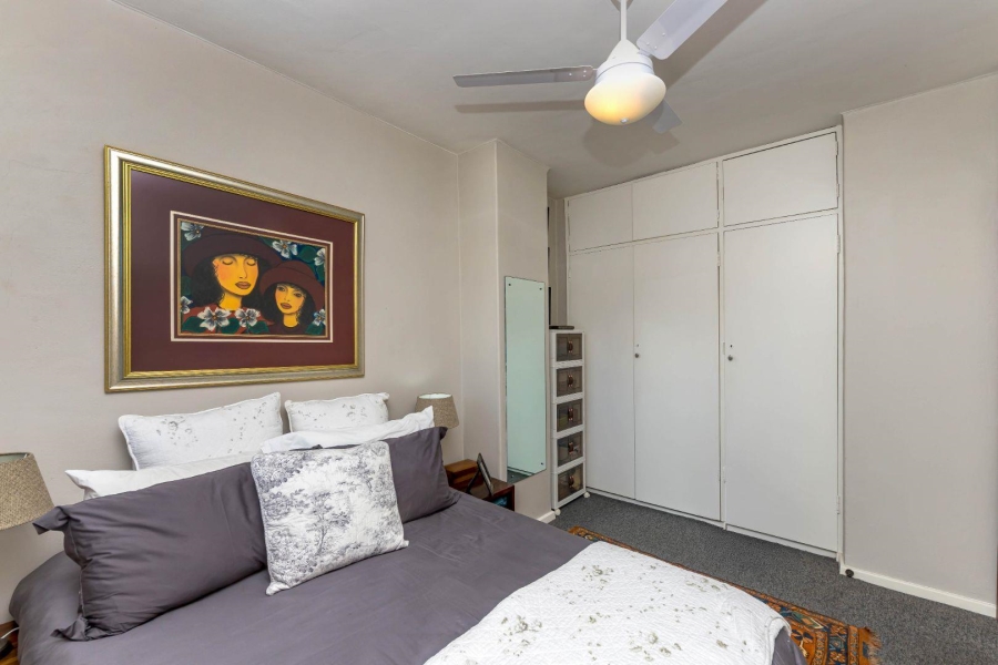 2 Bedroom Property for Sale in Green Point Western Cape